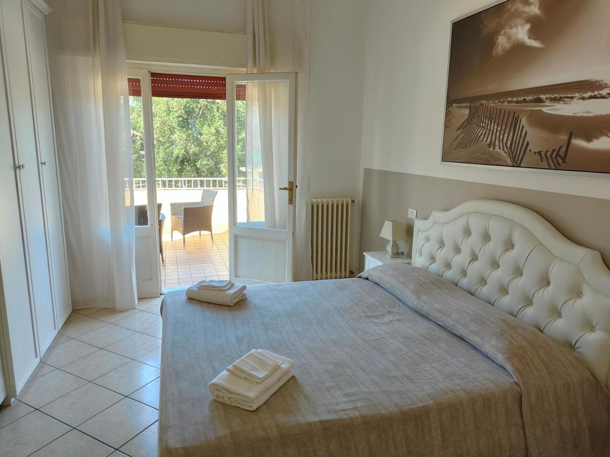 Residence Hotel Vittoria Tirrenia Dış mekan fotoğraf