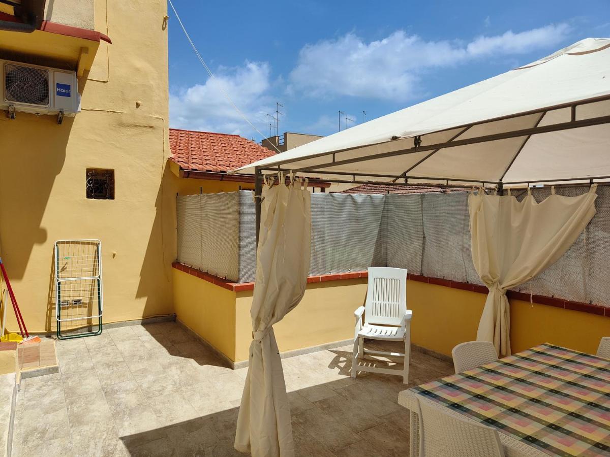 Residence Hotel Vittoria Tirrenia Dış mekan fotoğraf