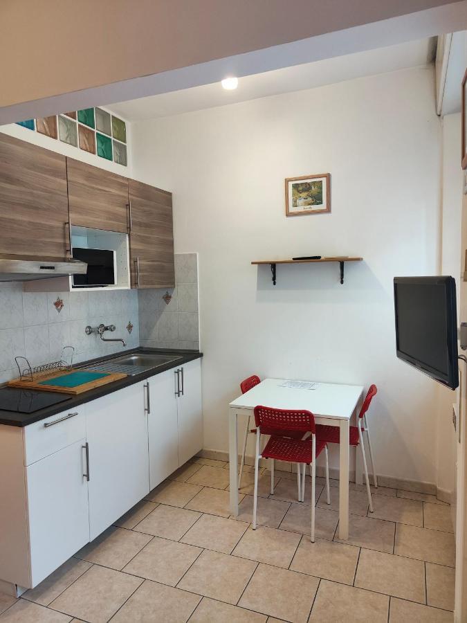 Residence Hotel Vittoria Tirrenia Dış mekan fotoğraf