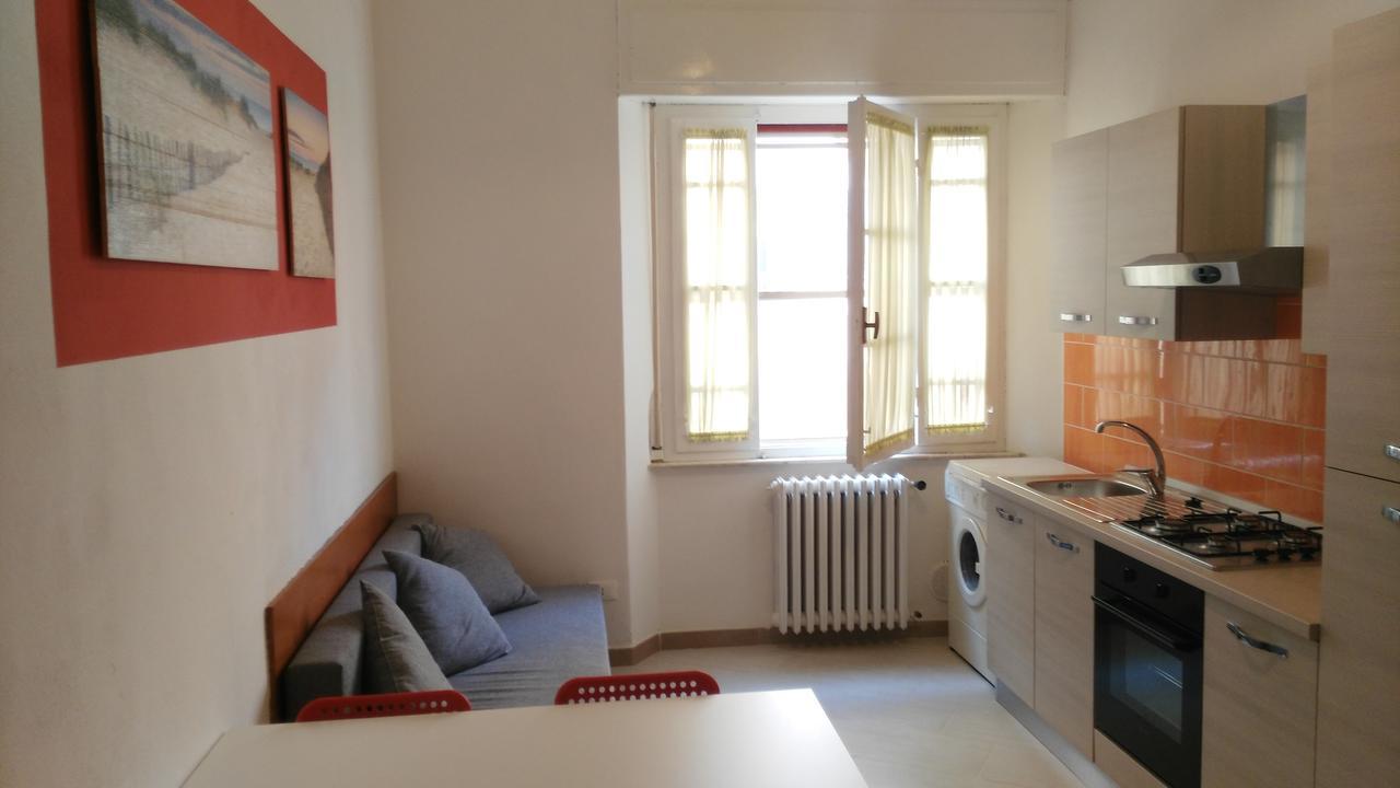 Residence Hotel Vittoria Tirrenia Dış mekan fotoğraf