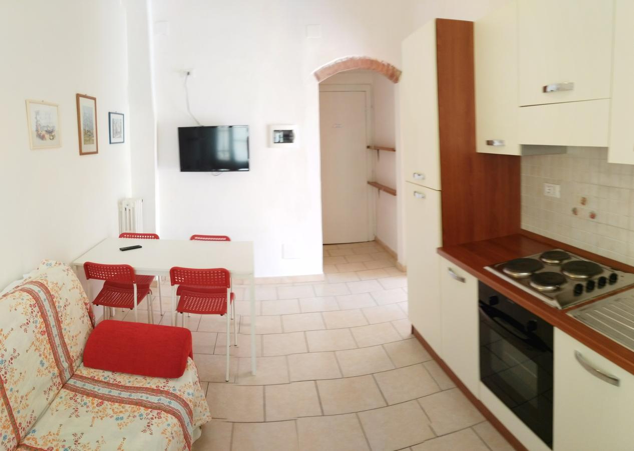 Residence Hotel Vittoria Tirrenia Dış mekan fotoğraf