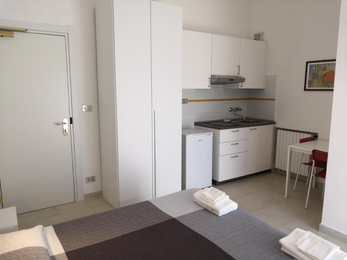 Residence Hotel Vittoria Tirrenia Dış mekan fotoğraf
