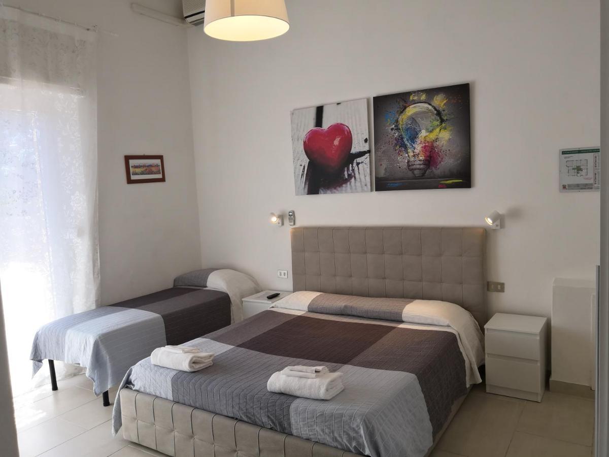 Residence Hotel Vittoria Tirrenia Dış mekan fotoğraf